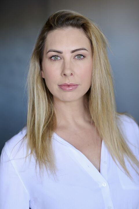 Now Actors - KRISSIE HAMILTON